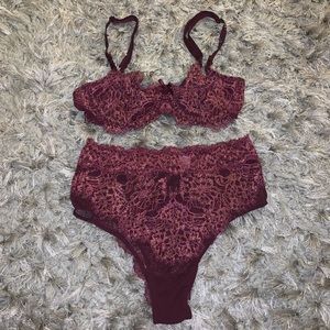 Lace lingerie set!